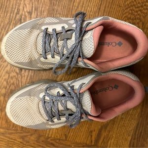 Columbia vitesse outdry hiking shoes size 8